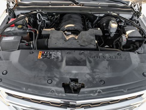 Used 2020 Chevrolet Suburban LT image 63