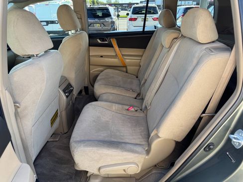 Used 2008 Toyota Highlander 4WD Hybrid w/ Popular Plus Pkg image 11