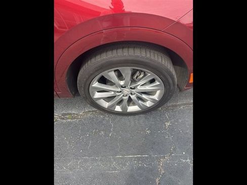 Used 2023 Buick Envision Avenir image 17