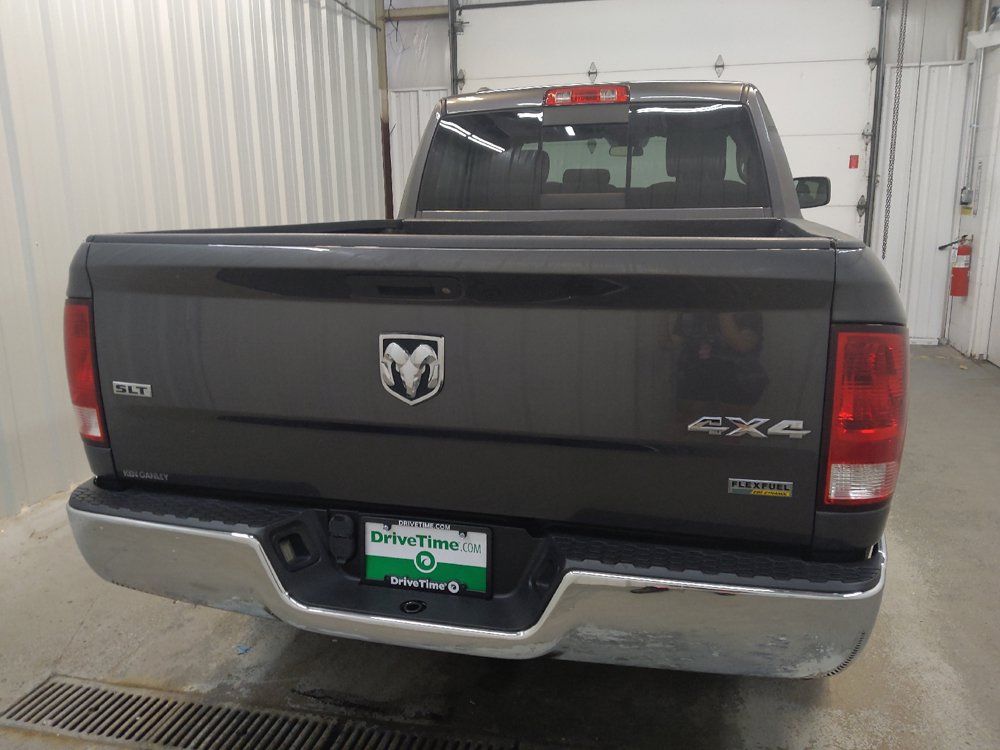 Used 2017 RAM 1500 Classic SLT AWD/4WD image 7