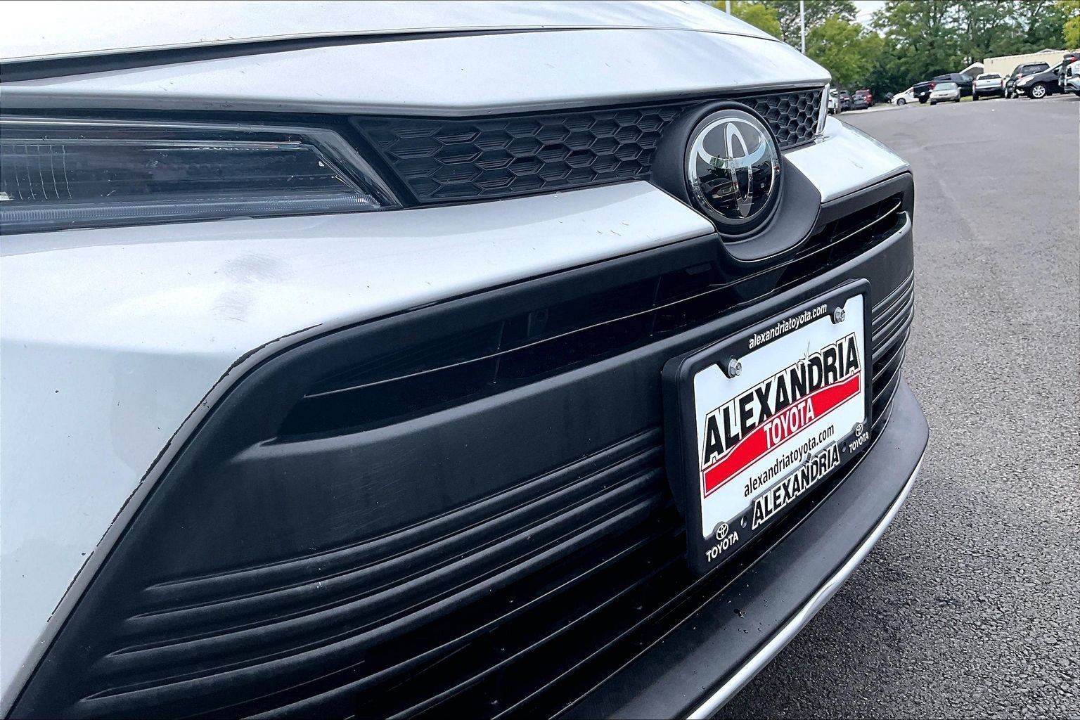 Used 2025 Toyota Corolla LE FWD image 28