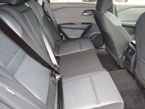 Certified 2023 Nissan Rogue SV image 25