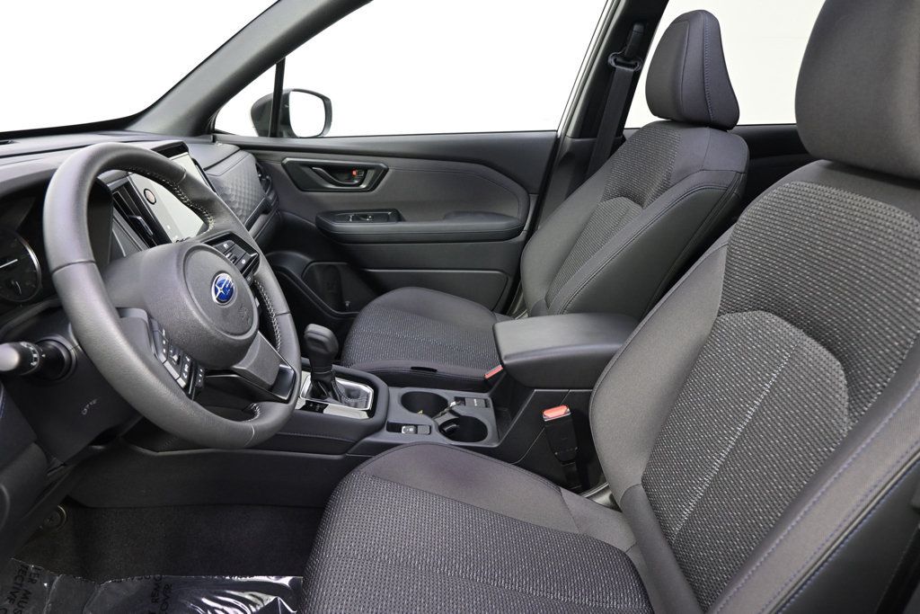 Certified 2025 Subaru Forester Premium AWD/4WD image 13