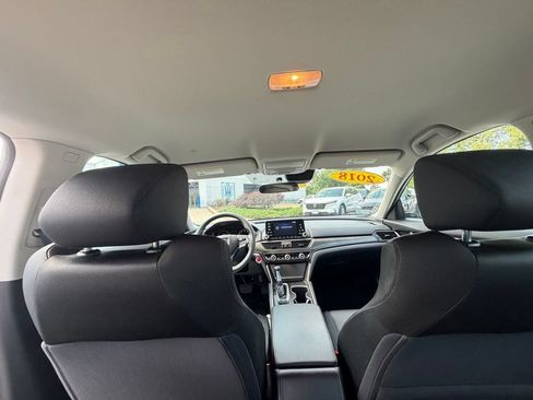 Used 2018 Honda Accord LX image 25