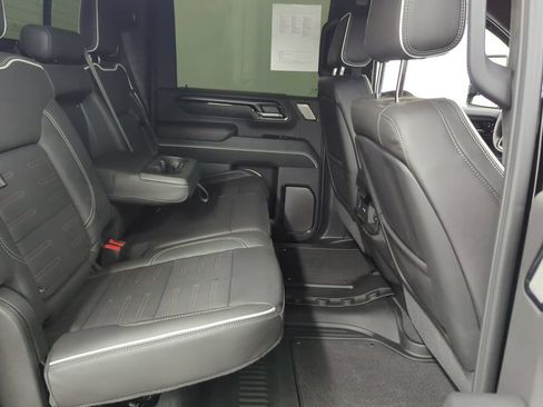 Used 2026 GMC Sierra 2500 AT4X AWD/4WD image 34
