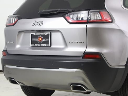 Used 2020 Jeep Cherokee Limited image 41