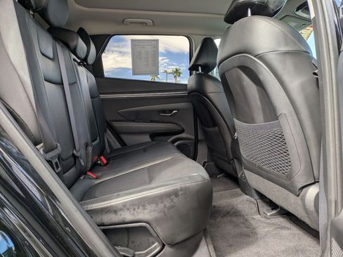 Certified 2024 Hyundai Tucson Limited AWD/4WD image 12