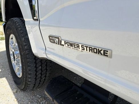 New 2026 Ford F250 XLT w/ FX4 Off-Road Package AWD/4WD image 19