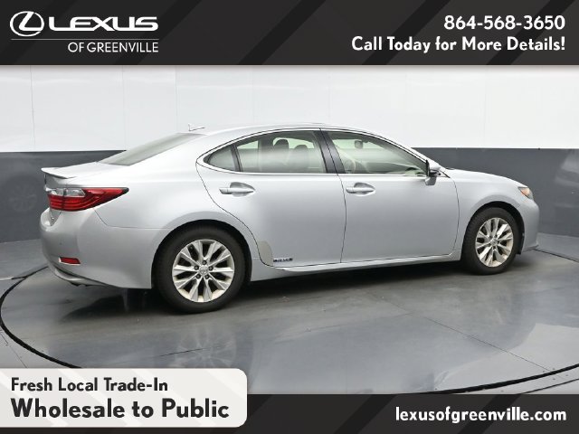 Used 2013 Lexus ES 300h FWD image 9