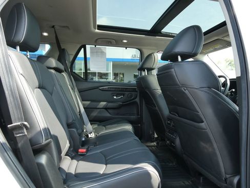 Used 2024 Honda Pilot Elite image 16