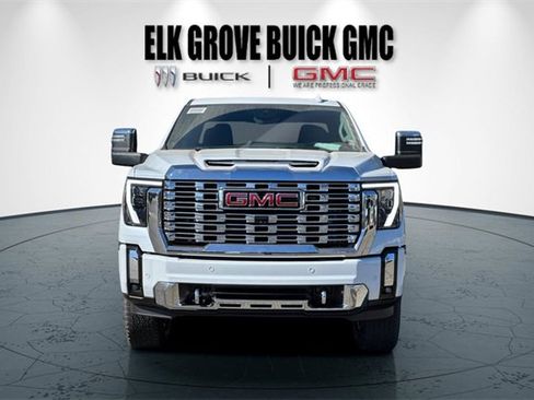 New 2026 GMC Sierra 3500 Denali w/ Denali Reserve Package image 9