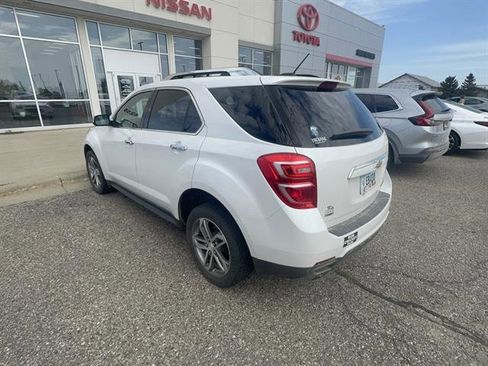 Used 2016 Chevrolet Equinox LTZ w/ Enhanced Convenience Package image 3