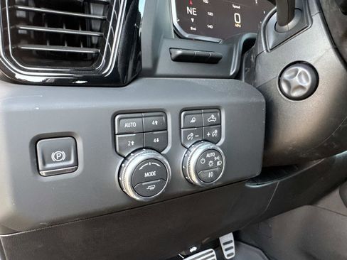 New 2026 GMC Sierra 1500 AT4 w/ Technology Package AWD/4WD image 38