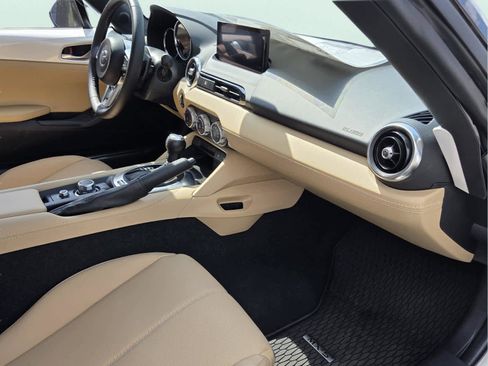 New 2025 MAZDA MX-5 Miata Grand Touring RWD image 16
