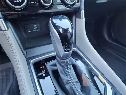 Certified 2022 Subaru Forester Limited image 28