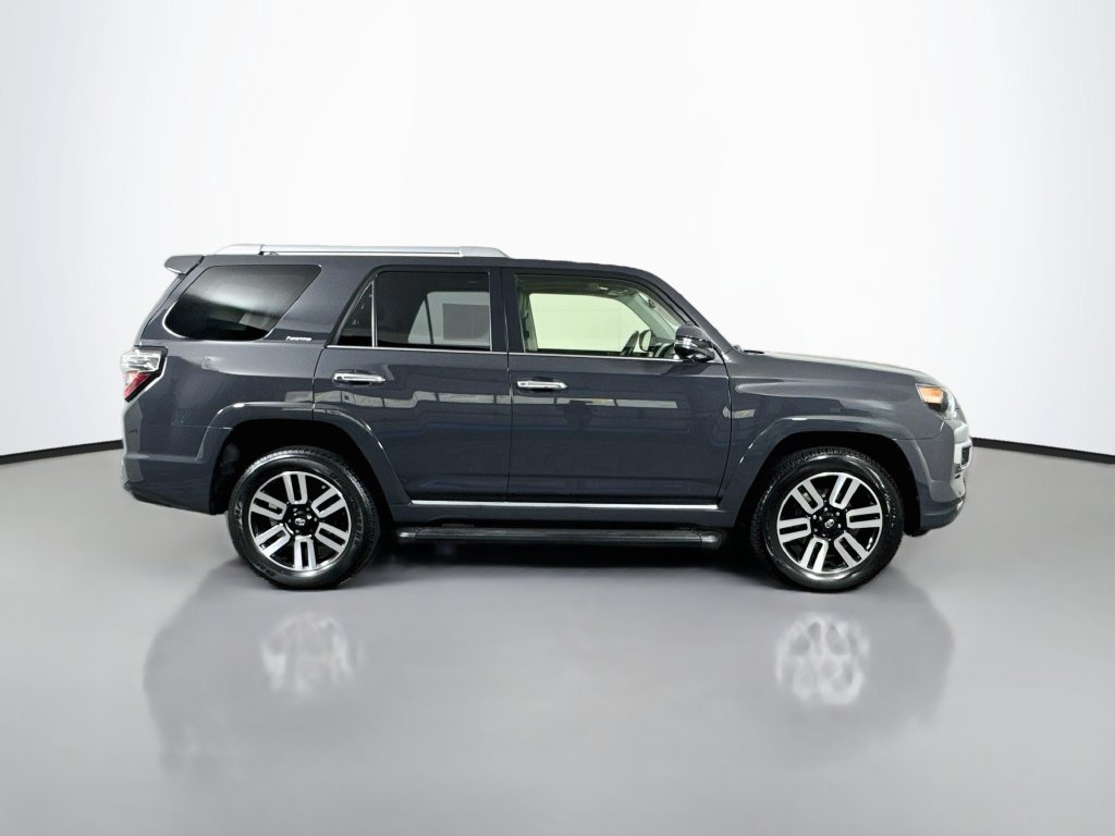 Used 2024 Toyota 4Runner Limited AWD/4WD image 9