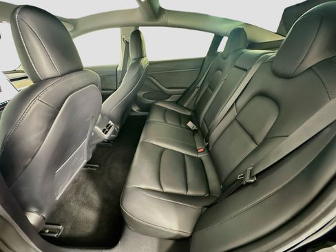 Used 2022 Tesla Model 3 RWD image 28