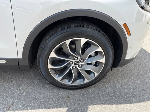 Used 2023 Lincoln Nautilus Reserve w/ Equipment Group 201A AWD/4WD image 40