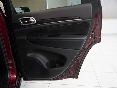 Used 2020 Jeep Grand Cherokee Limited w/ Premium Lighting Group image 29