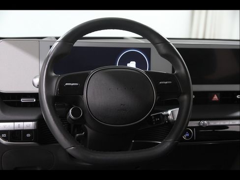 Certified 2024 Hyundai Ioniq 5 Limited AWD/4WD image 8