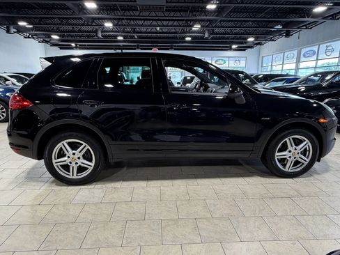 Used 2014 Porsche Cayenne Diesel Platinum Edition AWD/4WD image 26