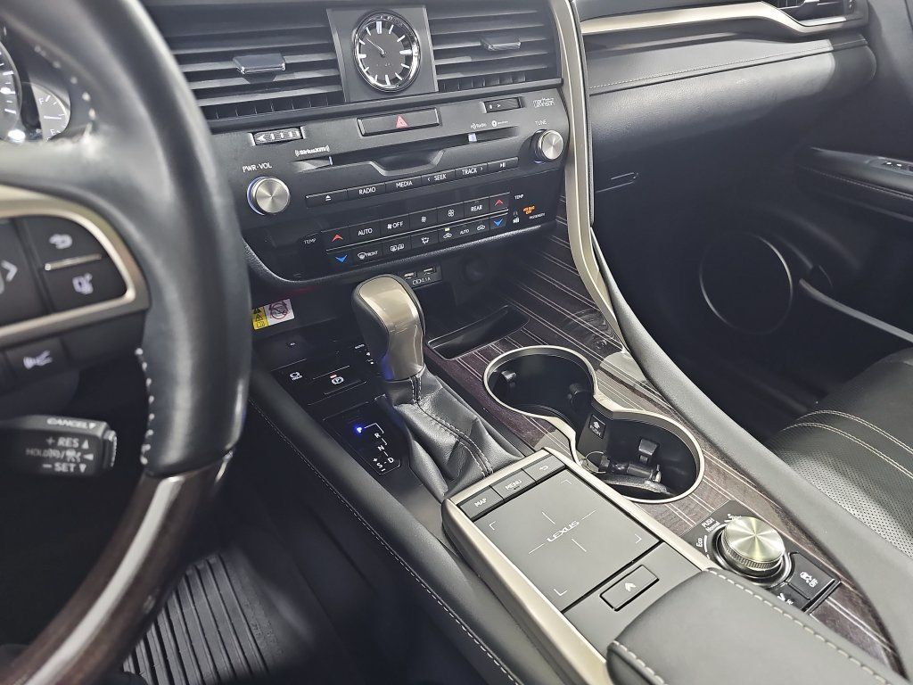 Used 2021 Lexus RX 450hL Luxury w/ Cold Area Package (CT) AWD/4WD image 27