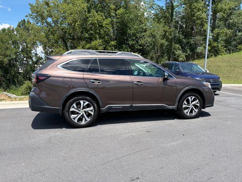 Used 2020 Subaru Outback Touring w/ Popular Package #2 AWD/4WD image 8