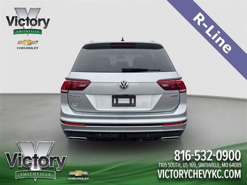 Used 2021 Volkswagen Tiguan SE R-Line image 5