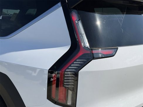 New 2026 Kia EV9 Light image 11