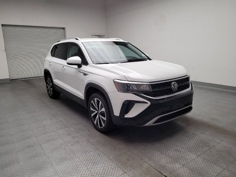 Used 2023 Volkswagen Taos SE image 13