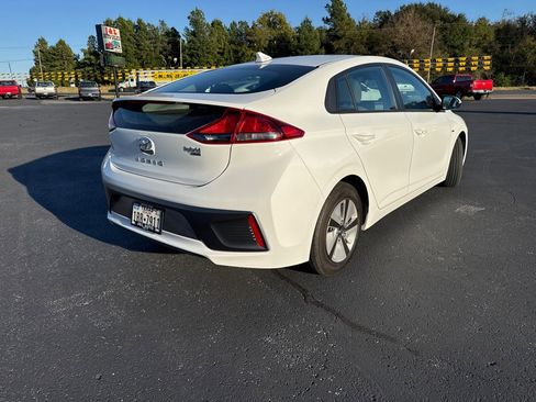 Used 2020 Hyundai Ioniq Blue image 5
