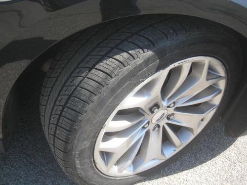 Used 2013 Ford Taurus Limited image 37