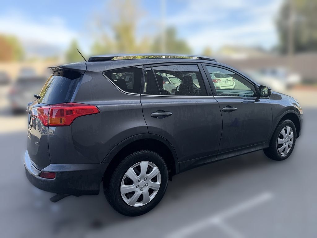 Used 2013 Toyota RAV4 LE AWD/4WD image 6