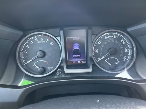 Used 2019 Toyota Tacoma TRD Pro image 12