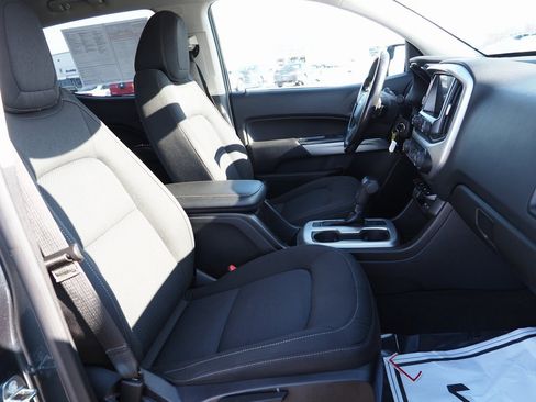 Used 2019 Chevrolet Colorado LT w/ LT Convenience Package image 8