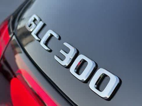 Certified 2026 Mercedes-Benz GLC 300 4MATIC image 10