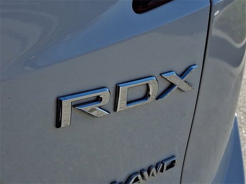 Used 2023 Acura RDX w/ Technology Package image 32