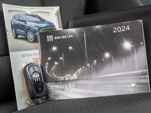 Certified 2024 Buick Encore GX Preferred w/ Comfort Package AWD/4WD image 41