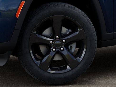 New 2026 Jeep Grand Cherokee L Limited w/ Limited Altitude Package AWD/4WD image 34
