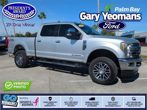 Used 2018 Ford F250 Lariat w/ Chrome Package image 1
