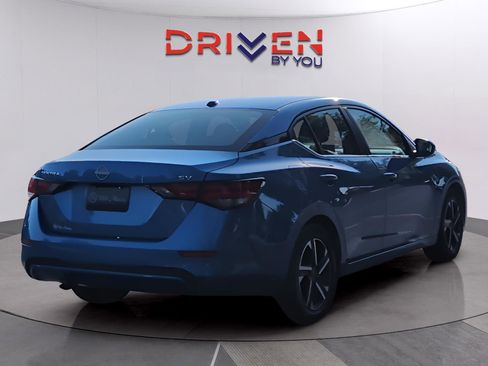 Used 2024 Nissan Sentra SV FWD image 5