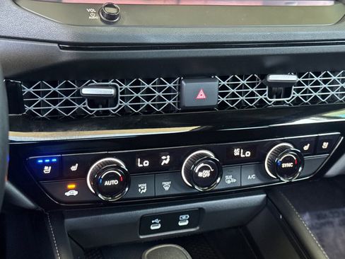 Used 2023 Honda Accord Touring image 17