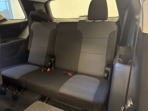 Used 2019 Chevrolet Traverse LT w/ LPO, Floor Liner Package image 38
