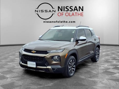 Used 2022 Chevrolet TrailBlazer ACTIV w/ Sun and Liftgate Package AWD/4WD image 1