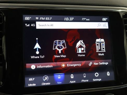 Used 2022 Jeep Grand Cherokee Laredo E RWD image 33