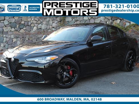 Used 2019 Alfa Romeo Giulia Ti Sport w/ Quick Order Package 22S Sport image 1