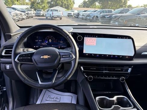 Certified 2025 Chevrolet Traverse LT AWD/4WD image 18