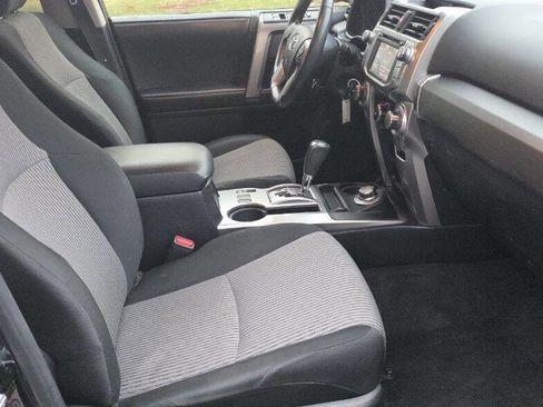 Used 2017 Toyota 4Runner SR5 image 16