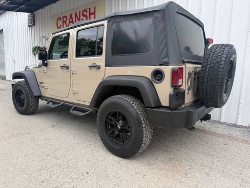 Used 2016 Jeep Wrangler Unlimited Sport w/ Trailer Tow Group AWD/4WD image 7