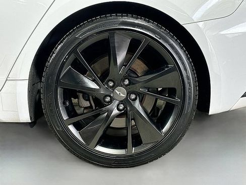 Used 2023 Genesis G70 3.3T w/ Sport Advanced Package RWD image 34